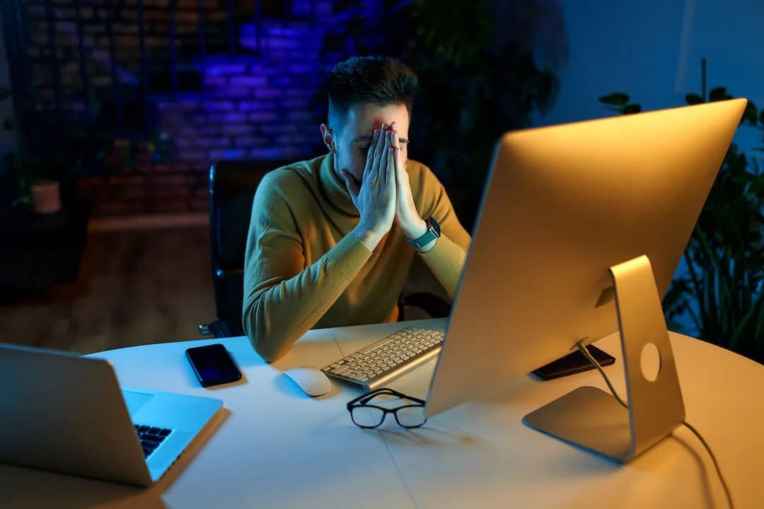 سرقات بـ 42 مليون دولار عبر احتيالات تطبيقات العملات الرقمية المشفرة