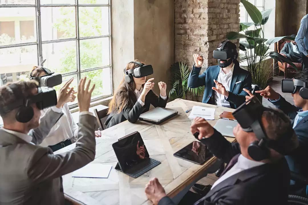 ميتافيرس تحذر موظفيها - عليكم استخدام تطبيق هورايزون وورلدز