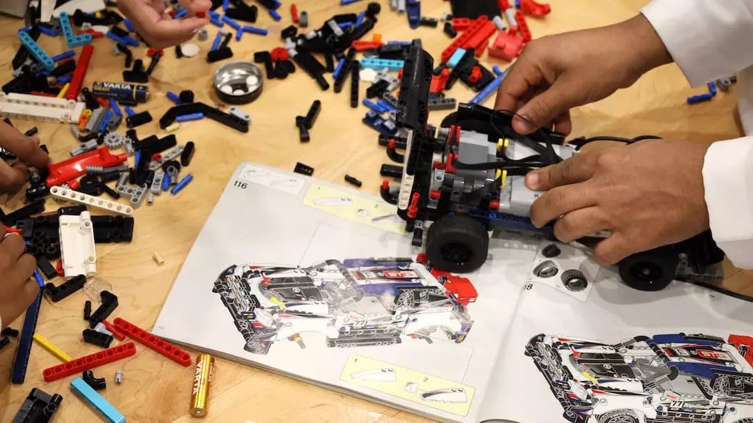 ربع قرن ناشئة الشارقة فعالية سابق بالهيدروجين