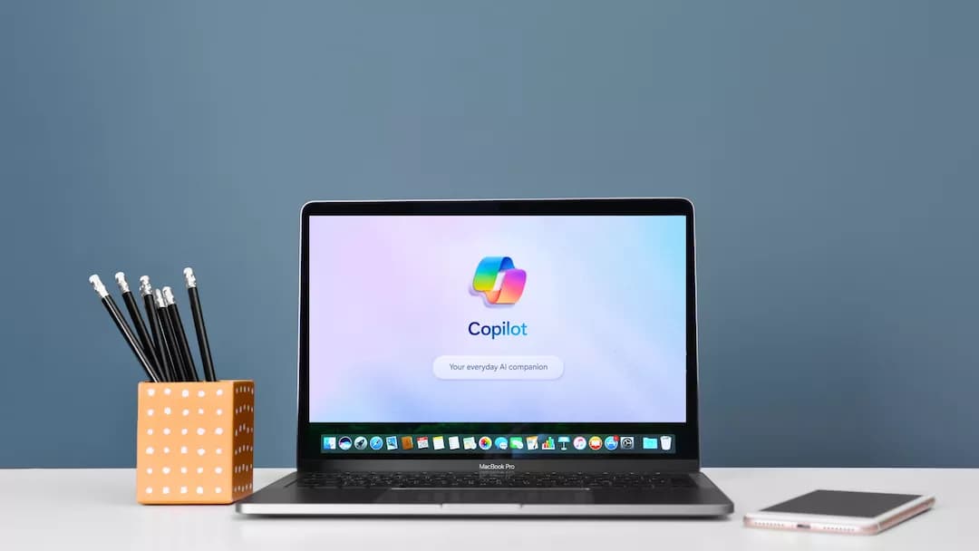 مايكروسوفت تطلق تطبيق Copilot المعزز بالذكاء الاصطناعي لمستخدمي iOS