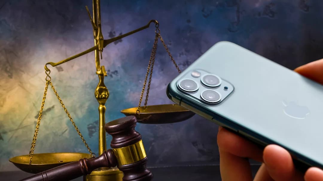 التحقيق مع أبل في قضية احتكار سوق الهواتف الذكية والخسائر فادحة