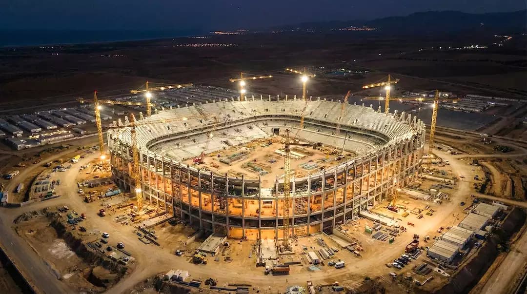 المغرب يبني أكبر ملعب كرة قدم في العالم لاستضافة كأس العالم 2030
