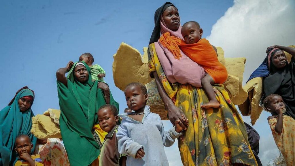 أسوأ مجاعة تضرب الصومال منذ عام 2010 - أطفال ونساء