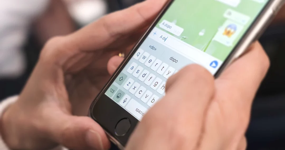حصريا لمستخدمي أبل تفعيل واتساب من خلال البريد الإلكتروني بدلا عن الرسائل النصية