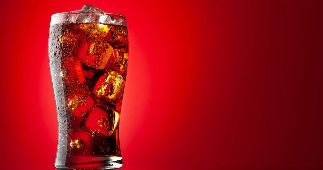 استهلاك المشروبات المحلاة بالسكر يؤدي إلى اضطراب في ضربات القلب